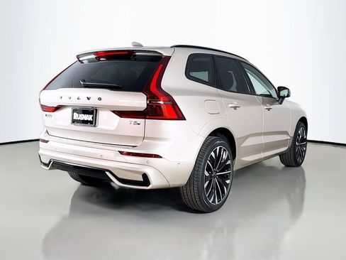 New 2026 Volvo XC60 T8 Ultra w/ Protection Package Premier AWD/4WD image 7