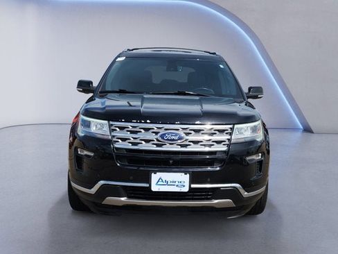Used 2018 Ford Explorer Limited w/ Equipment Group 301A image 8