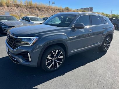 New 2026 Volkswagen Atlas Cross Sport SEL Premium R-Line