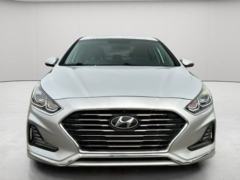 Used 2018 Hyundai Sonata Limited FWD image 9