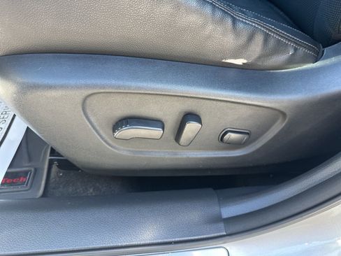 Used 2017 Nissan Rogue SL w/ SL Premium Package image 14