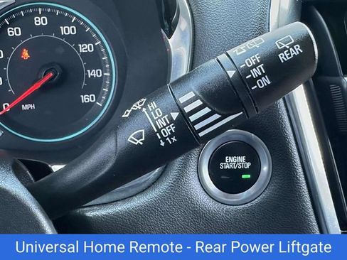 Certified 2023 Chevrolet Traverse LT FWD image 12