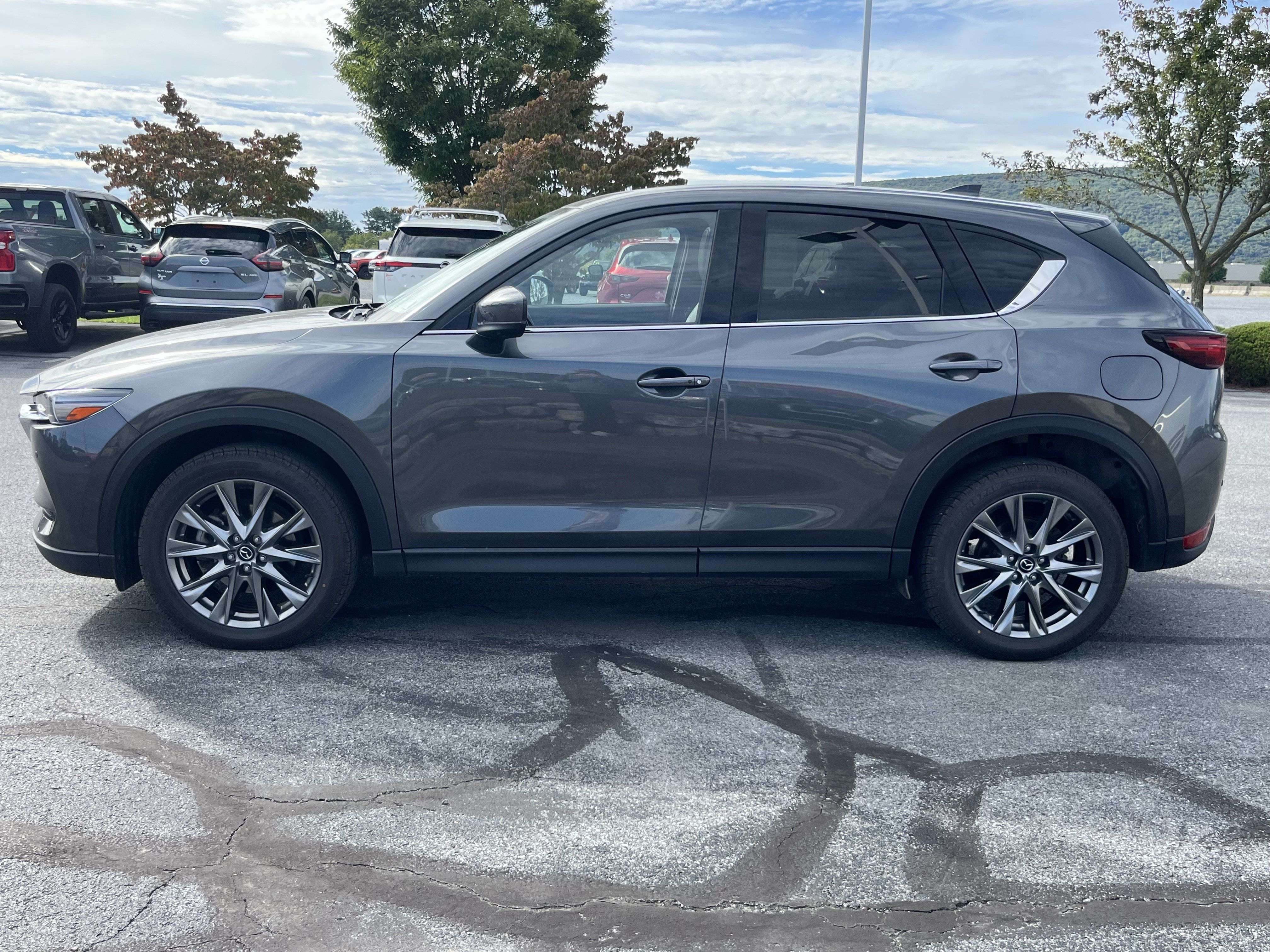 Used 2021 MAZDA CX-5 Signature AWD/4WD image 8
