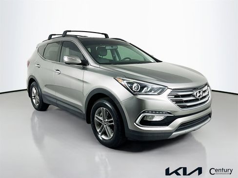 Used 2018 Hyundai Santa Fe Sport w/ 2.4L Tech Package 04 FWD image 3
