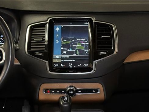 Used 2021 Volvo XC90 T5 Momentum w/ Advanced Package image 21
