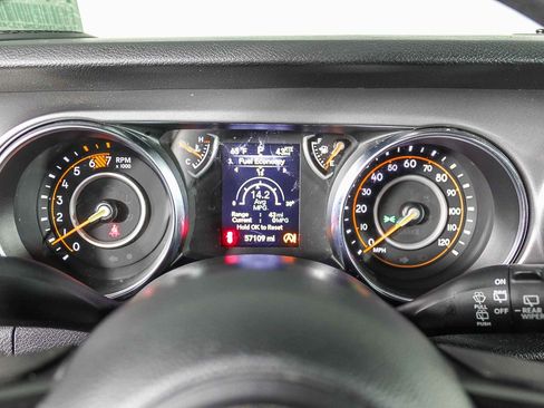 Used 2021 Jeep Wrangler Unlimited Sport image 23