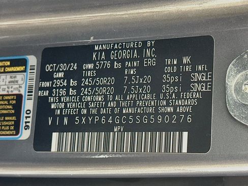 Used 2025 Kia Telluride S FWD image 12