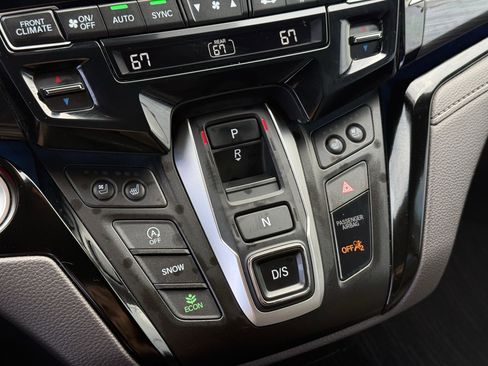 Used 2023 Honda Odyssey Elite image 23