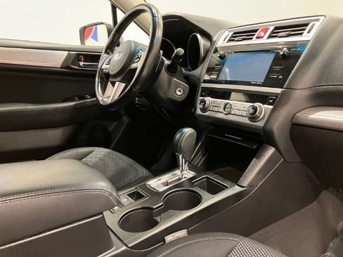 Used 2016 Subaru Outback 2.5i Premium image 29