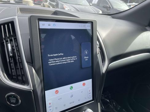 Used 2024 Ford Edge ST-Line image 40