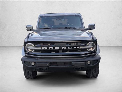 Used 2022 Ford Bronco Outer Banks AWD/4WD image 2