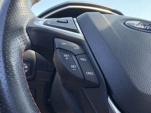 Used 2021 Ford Edge ST-Line image 47