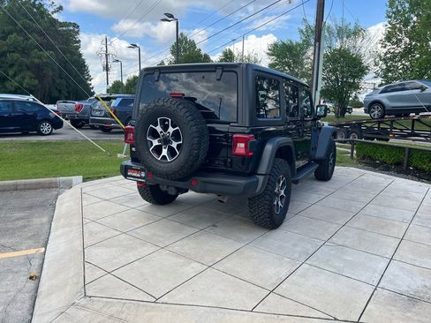Used 2021 Jeep Wrangler Unlimited Rubicon w/ Steel Bumper Group AWD/4WD image 11