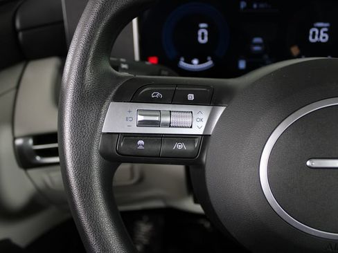 Certified 2026 Hyundai Tucson SE FWD image 25