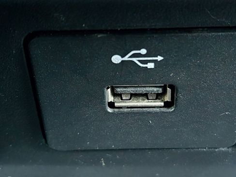 Used 2022 Ford F250 XL w/ Power Equipment Group image 9