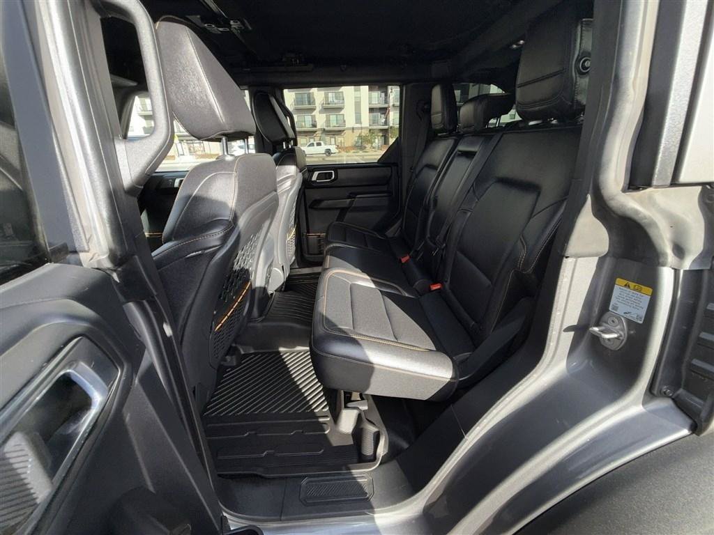 Used 2024 Ford Bronco Badlands AWD/4WD image 18