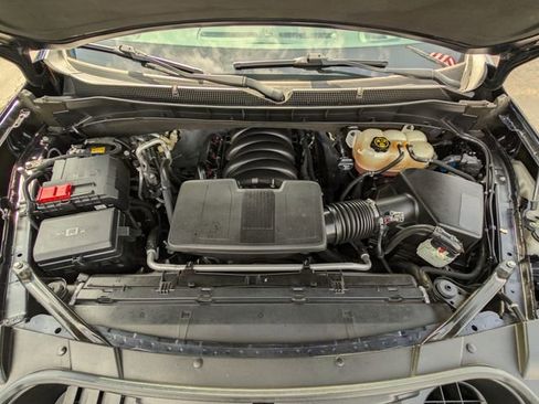 Used 2022 Chevrolet Tahoe RST w/ Luxury Package image 32