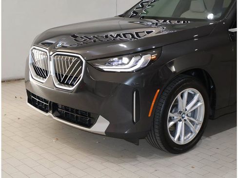 Certified 2025 BMW X3 xDrive30i w/ Convenience Package AWD/4WD image 2