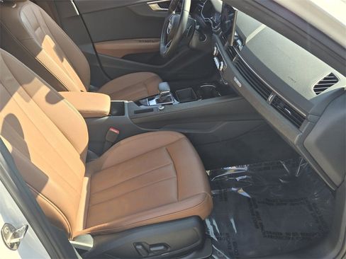 Used 2021 Audi A4 2.0T Premium w/ Convenience Package image 19