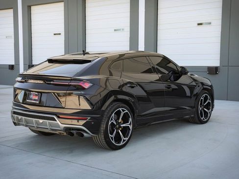 Used 2019 Lamborghini Urus image 7