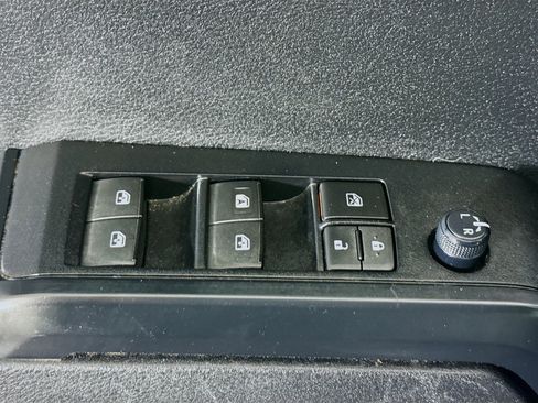 Used 2021 Toyota Tacoma SR image 23