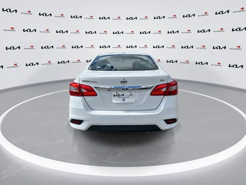 Used 2016 Nissan Sentra SV FWD image 7