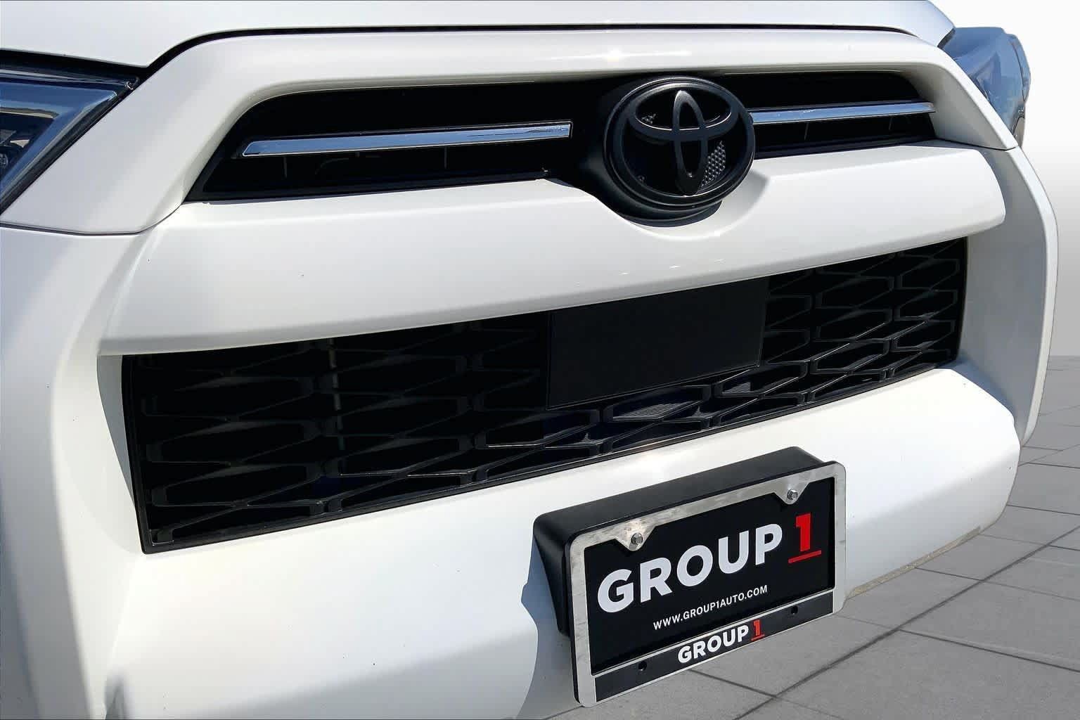 Used 2022 Toyota 4Runner SR5 RWD image 29