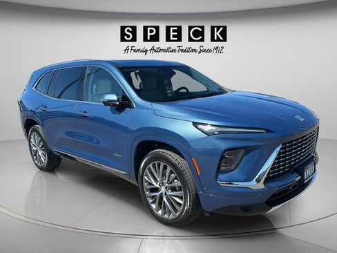 New 2026 Buick Enclave Avenir image 8