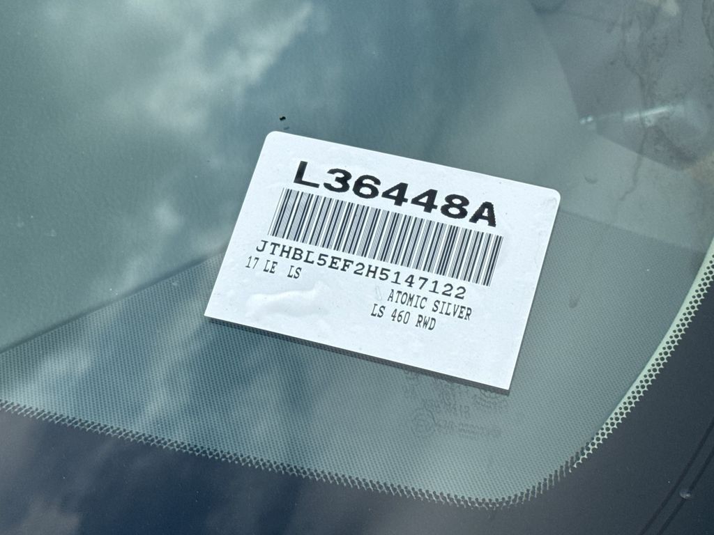 Used 2017 Lexus LS 460 w/ Comfort Package RWD image 16