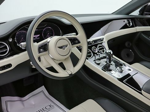 Used 2024 Bentley Continental GT V8 image 28