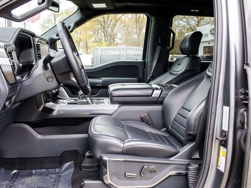 Used 2025 Ford F150 Platinum w/ Equipment Group 702A High image 17