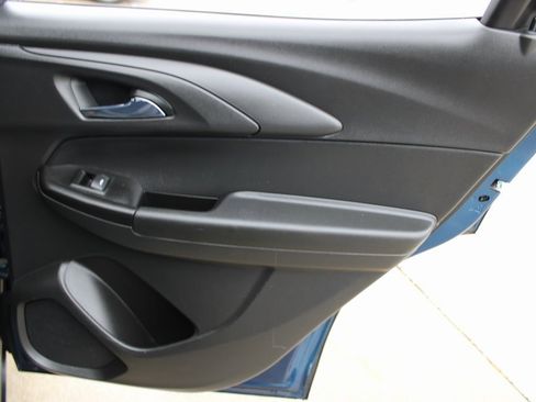 Used 2021 Chevrolet TrailBlazer LT w/ Sun and Liftgate Package image 23