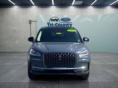 Used 2024 Lincoln Corsair Grand Touring image 2