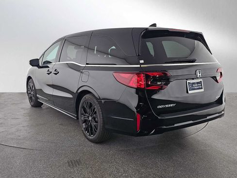 Used 2025 Honda Odyssey Sport-L image 5