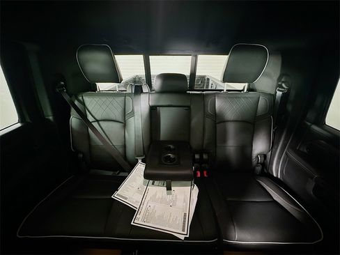 New 2026 RAM 2500 Limited w/ Towing Technology Group image 10