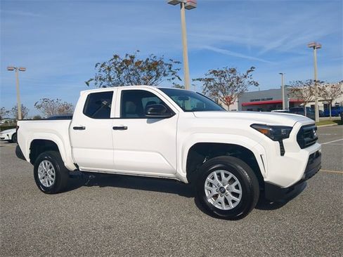 Certified 2024 Toyota Tacoma SR image 2