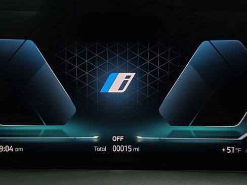 New 2026 BMW X5 xDrive50e w/ M Sport Package image 19