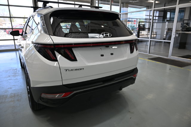 Used 2023 Hyundai Tucson SEL w/ Convenience Package FWD image 6