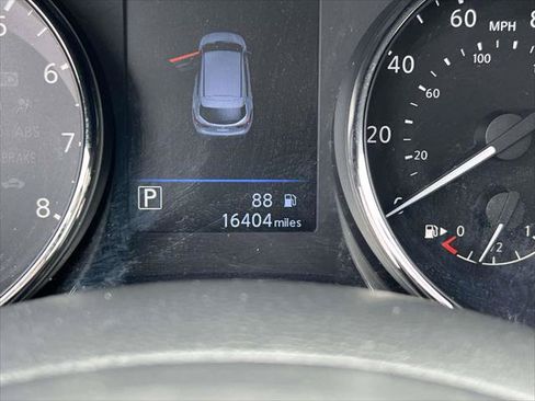 Used 2022 Nissan Rogue Sport SL AWD/4WD image 30