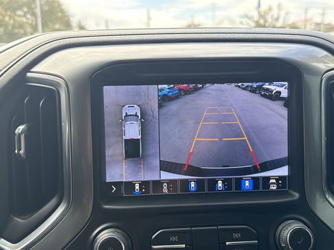 Used 2022 Chevrolet Silverado 2500 LTZ w/ LTZ Convenience Package image 14