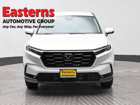 Used 2023 Honda CR-V LX image 2
