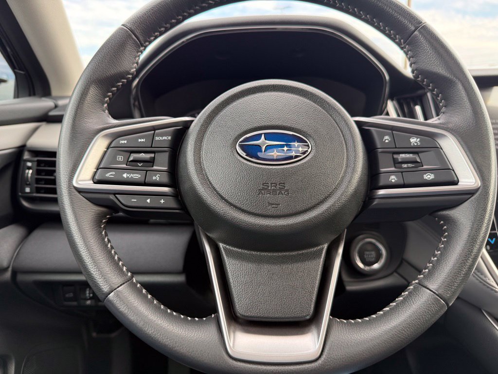 Used 2025 Subaru Outback Premium AWD/4WD image 24