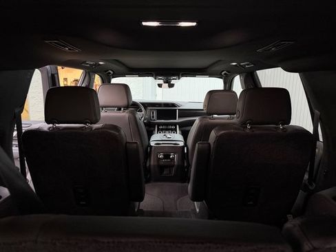 Used 2021 GMC Yukon XL Denali w/ Denali Premium Package AWD/4WD image 20