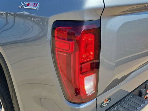 New 2026 GMC Sierra 1500 SLE image 33