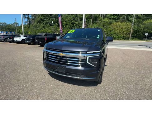 Used 2025 Chevrolet Tahoe LT RWD image 7