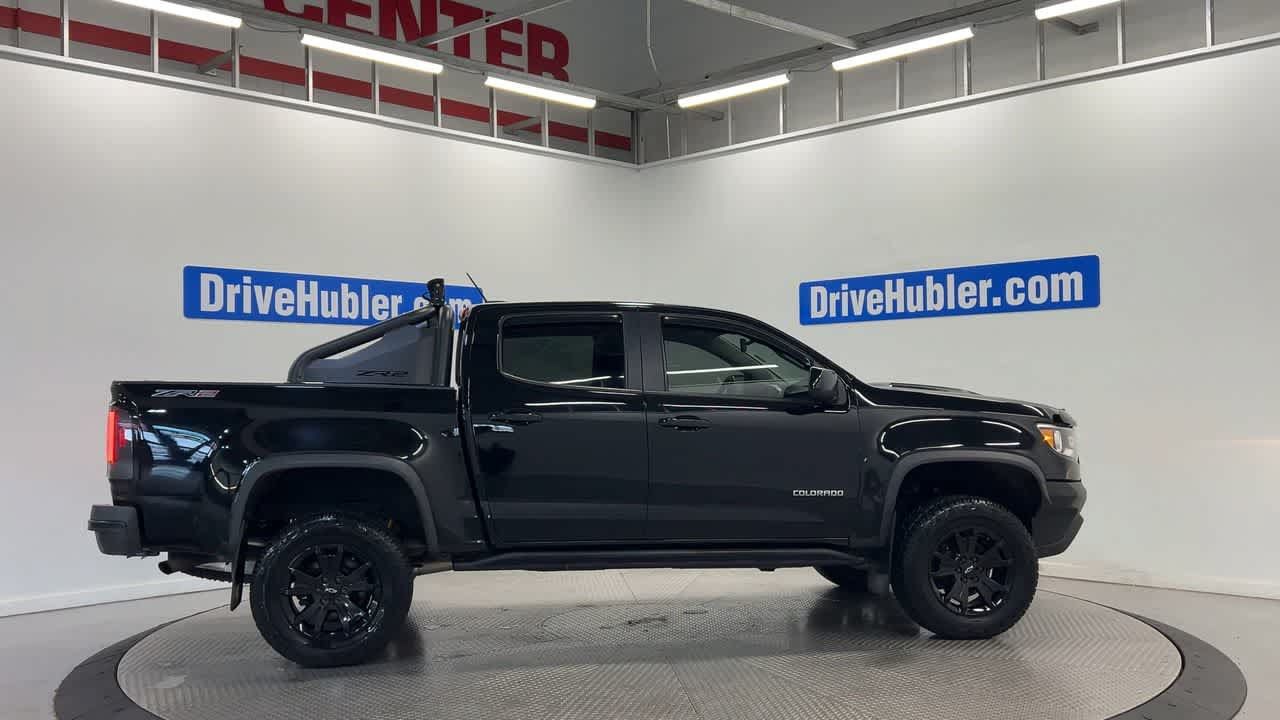 Used 2019 Chevrolet Colorado ZR2 w/ ZR2 Midnight Special Edition AWD/4WD image 3