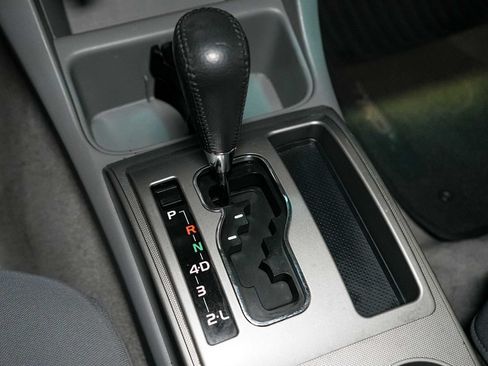 Used 2006 Toyota Tacoma PreRunner RWD image 25