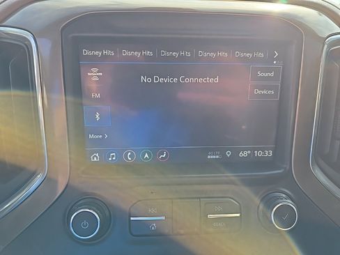 Used 2019 Chevrolet Silverado 1500 High Country image 29