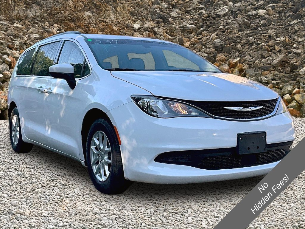 Used 2021 Chrysler Voyager Lxi FWD image 9
