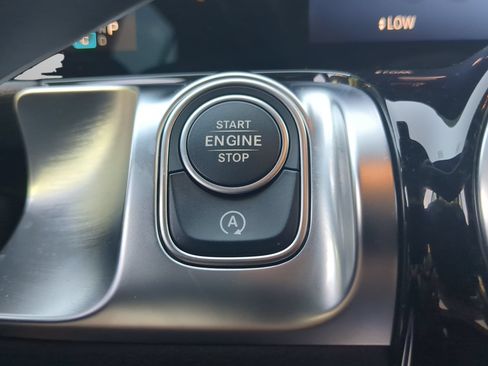 Used 2026 Mercedes-Benz GLB 250 w/ Exclusive Package image 68